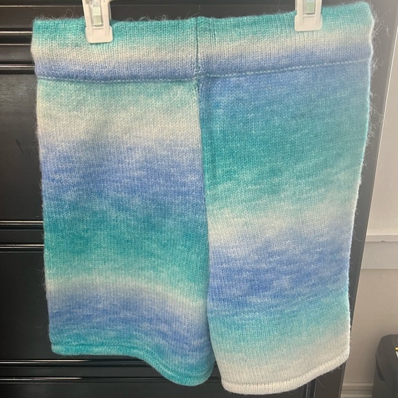 Frankie’s Bikinis Shorts - Picture 5 of 7